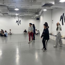 -HI dance 舞室