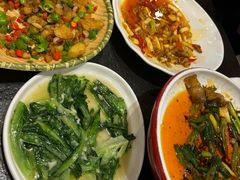 -万重锦·人文川菜馆(骡马市店)