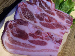 吉卡吉韩国烤肉-香鼎坊江西菜(国奥店)