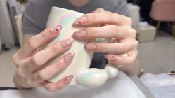 -UN·桃喜日系美睫美甲