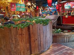 -老滇山寨•云南特色菜•地方菜•民族风情歌舞表演(金碧店)