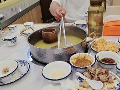 -朴小妹人参鸡汤火锅(长白山万达店)