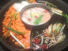 -渝涯重庆豆花老火锅(中赢国际店)