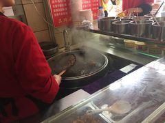 -江三王记牛杂馆(总店)