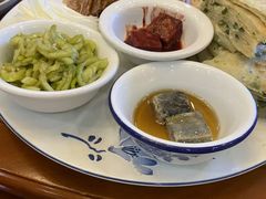 -园中园美食城