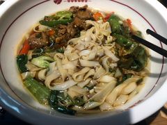 -呷佬·长沙手工米粉(金沙江路店)