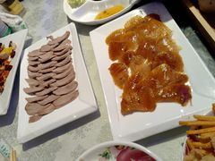 -阿三鱼头泡饼·家常菜