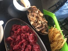 -牛一煲美食(江高店)
