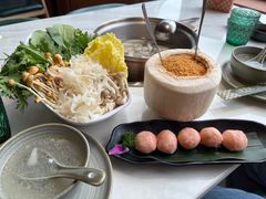 -喃喃椰·糟粕醋椰子鸡火锅(七堡花园店)