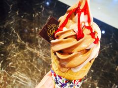 草莓双重巧克力软冰淇淋-GODIVA(印象城店)