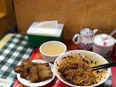 炸猪排-辣肉面大王(天平路店)