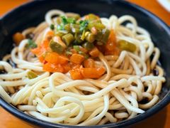 热干面-莲餐厅·湖北菜·潜江小龙虾店(愚园路店)