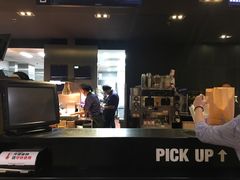 -麦当劳(静安寺店)