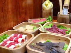 -独食火锅·半米屋台(直营总店)