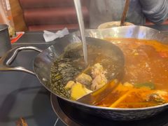 -由衷贵州酸汤牛肉火锅(新桥店)
