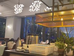 -港丽餐厅(高德置地店)