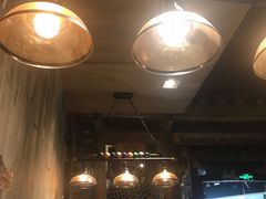 -茅炒屋龙虾·烧烤·湘菜(新河路店)