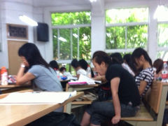 -上海外国语大学(虹口校区)