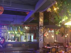 -红牌美蛙鱼头火锅(万辉国际广场店)