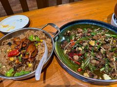 -老滇山寨•云南特色菜•地方菜•民族风情歌舞表演(金碧店)