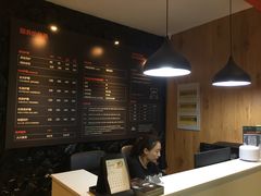 -八公叔叔宠物美容连锁(春申店)