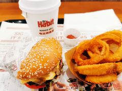 -The Habit Burger Grill 哈比特汉堡(世博店)