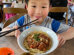 -植物园哈利亚餐厅