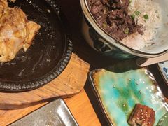 幸福满满烧肉饭-醉虎传(南锣鼓巷店)
