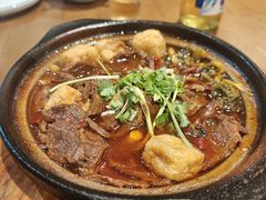 酸菜牛肉小煲-芜小皖砂锅菜(青山街店)