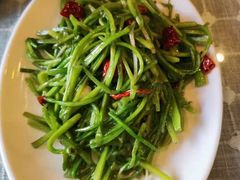 -小厨子私房菜·云南美食店