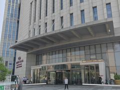 -天津梅江中心皇冠假日酒店