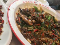-鲁南仔·滕州炒鸡(经三路店)