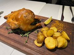 -LESCEDARS Brasserie Bistro香柏树