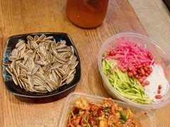 -华府九号海鲜烧烤大排档(龙域店)