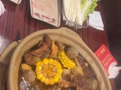-沙胆彪炭炉牛杂煲(上海日月光广场店)