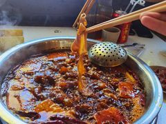-九尺赵老四鲜鹅肠火锅