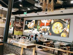 -洪氏嗨捞·猪肚鸡火锅(阳光天地店)