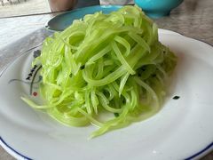 -月枫江南小馆(绿地缤纷广场店)