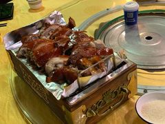 -东方之猪四更烤乳猪(金垦总店)