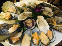 -樾餐厅泰式海鲜火锅(民歌湖店)