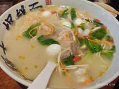 -李犟大爆鳝面·手工蟹黄包(湖滨西湖店)