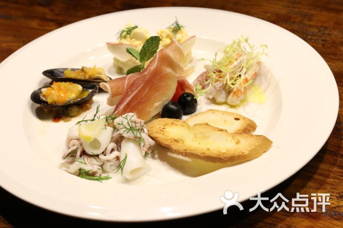 ottimo欧迪姆进口生蚝吧西餐厅前菜拼盘图片 - 第49张