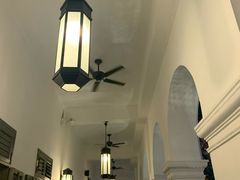 大堂-星巴克臻选(广州沙面店)