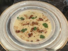 -LESCEDARS Brasserie Bistro香柏树