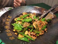 -费大厨辣椒炒肉(太平老街店)