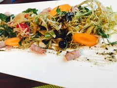 烟熏鸭肉尼斯沙拉-香格里拉鱼跃地中海西餐厅·牛排披萨