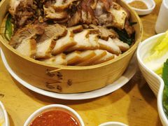 菜包肉-喇喇排骨火锅·传统韩式脊骨汤(望京西园总店)