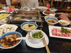 -百年川椒重庆老火锅(光谷店)