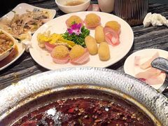 -老船舫·现做活鲜鱼馆(东郊记忆店)