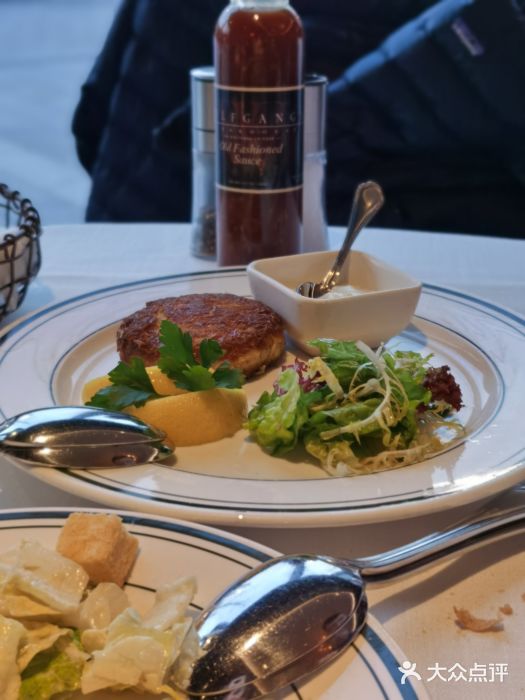 Wolfgang’s Steakhouse 沃夫冈牛排馆(上海白玉兰广场店)招牌蟹肉饼图片